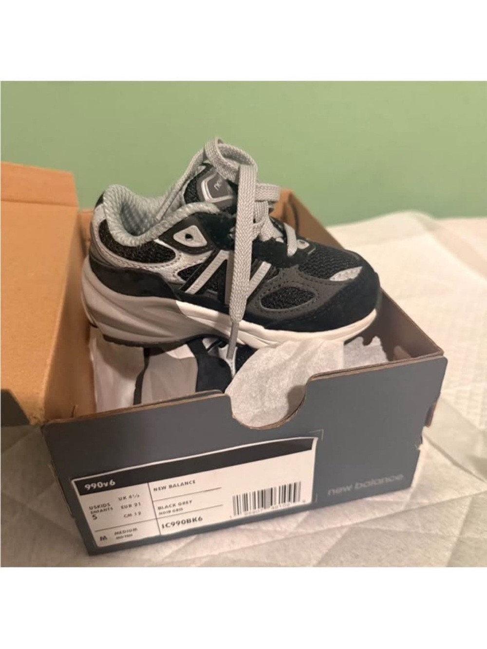 New Balance Kids Black and Gray Mesh Lace-Up Sneakers